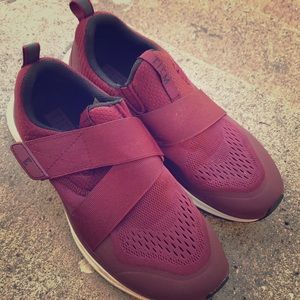 TIEM cycling shoes Size 7